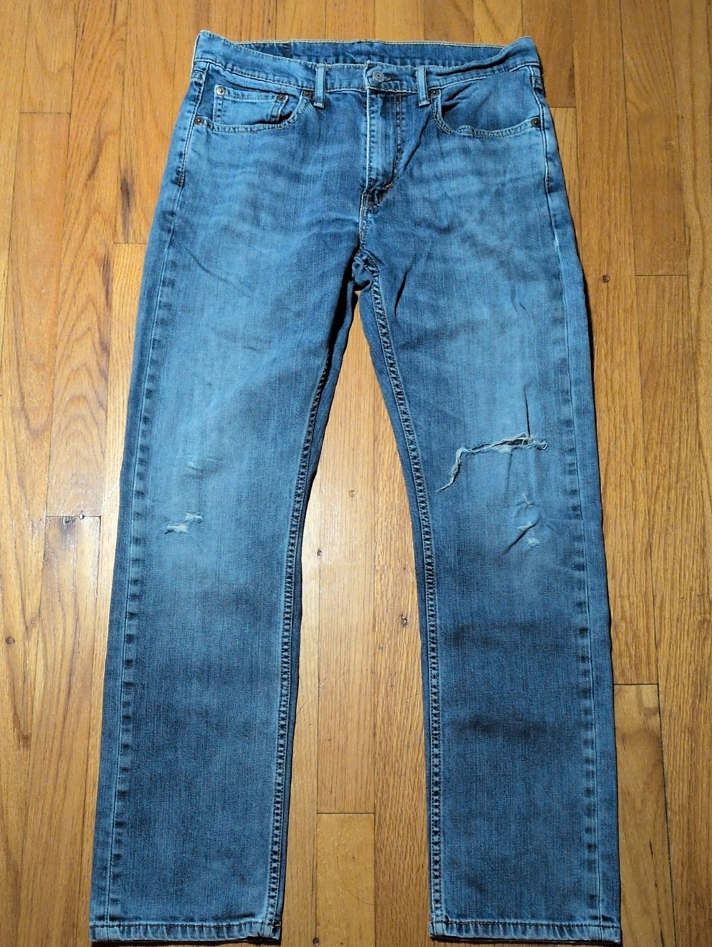 Levi's Men's Light Blue 513 distressed Jeans 32x32